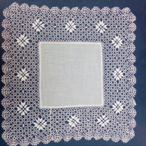 PAÑUELO DE ENCAJE DE BOLILLOS
